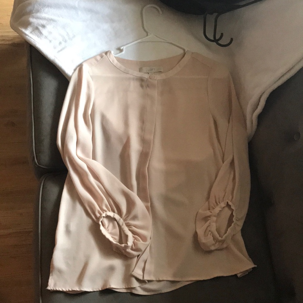 Loft blouse, perfect for dressy occasions.